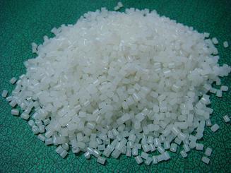 有關PA66絕緣外殼接線端子的耐壓和爬電強度